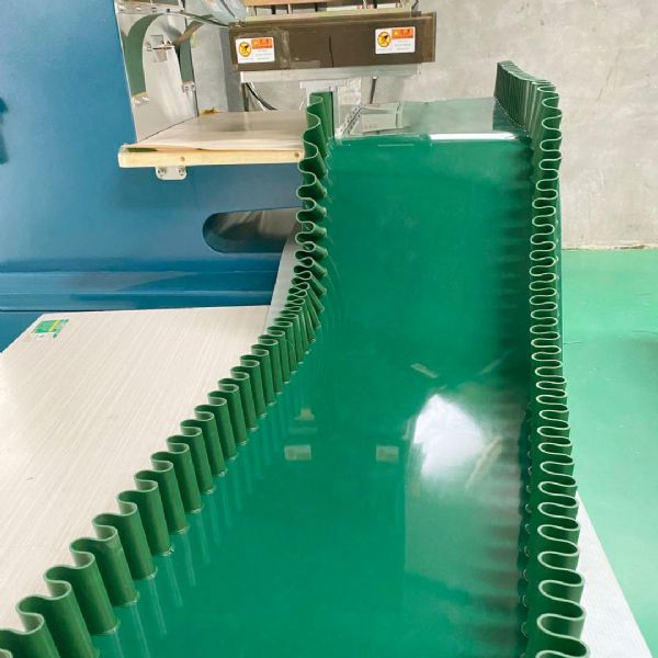 定制 农业机械输送带 残膜回收机输送带 PVC裙边输送带 2-6mm